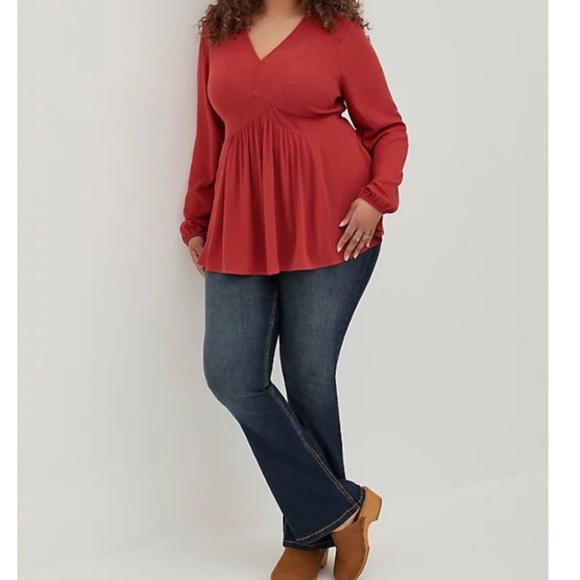 NWT TORRID BABYDOLL BLOUSE - GAUZE SPICE RED - Picture 3 of 6